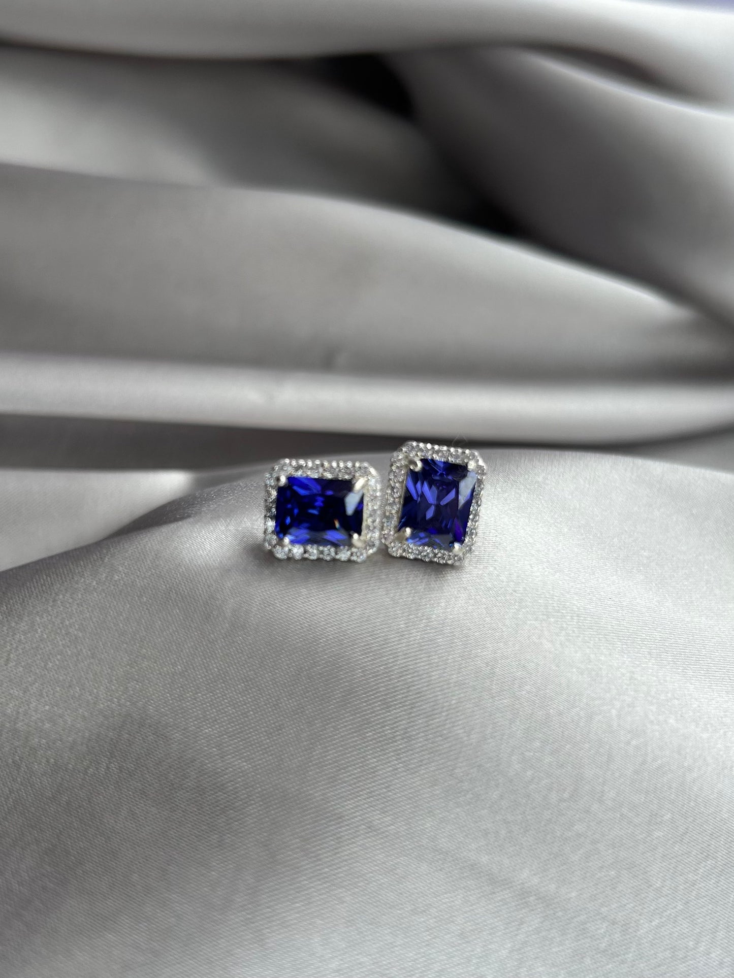 Aretes Elegantes Zirconia Azul