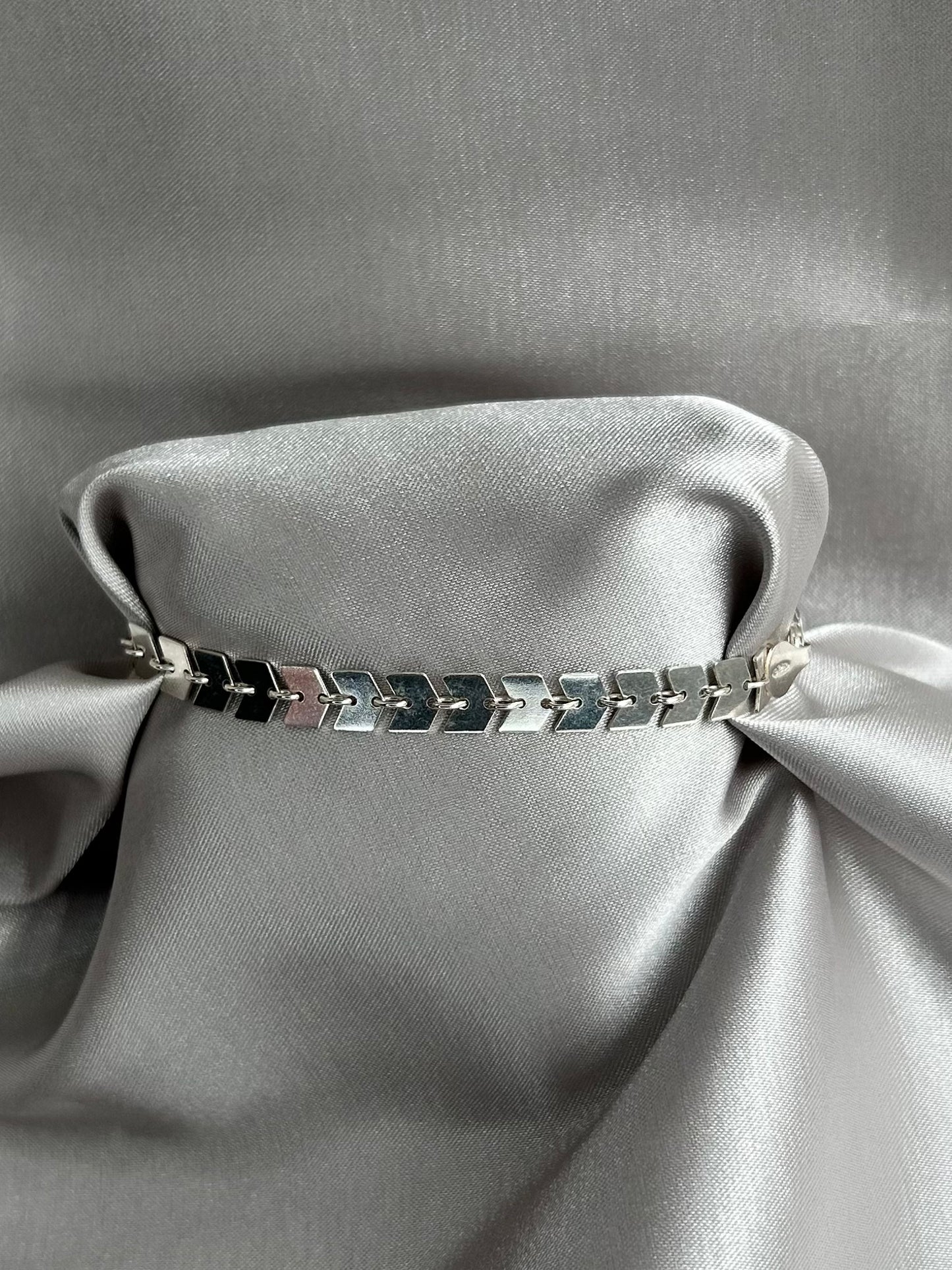 Brazalete Flechas Unidas
