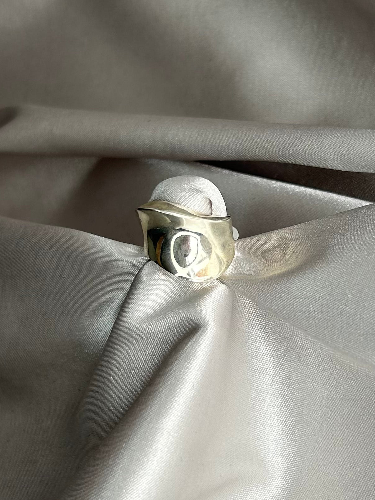 Anillo Ondulado