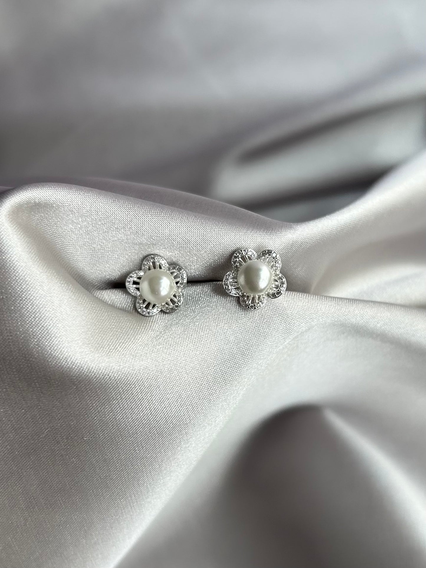 Aretes Flor y Perla