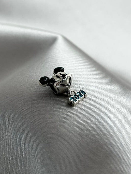 Charm Mickey 2024
