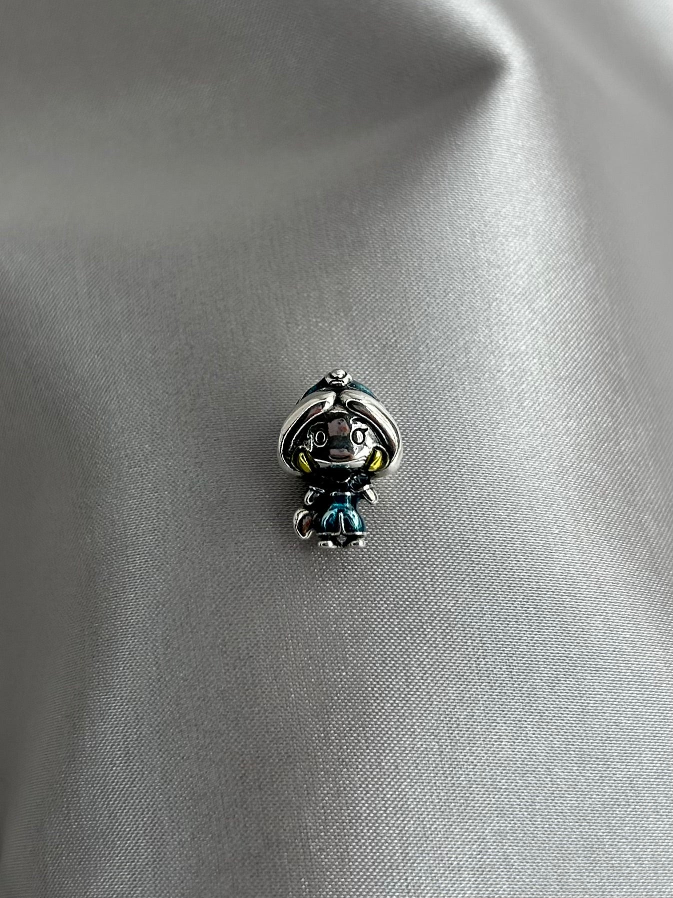 Charm Jazmín