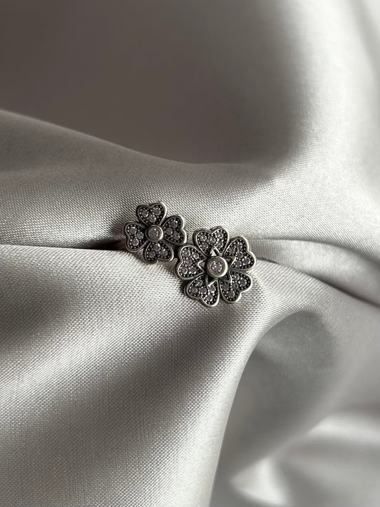 Anillo Flores
