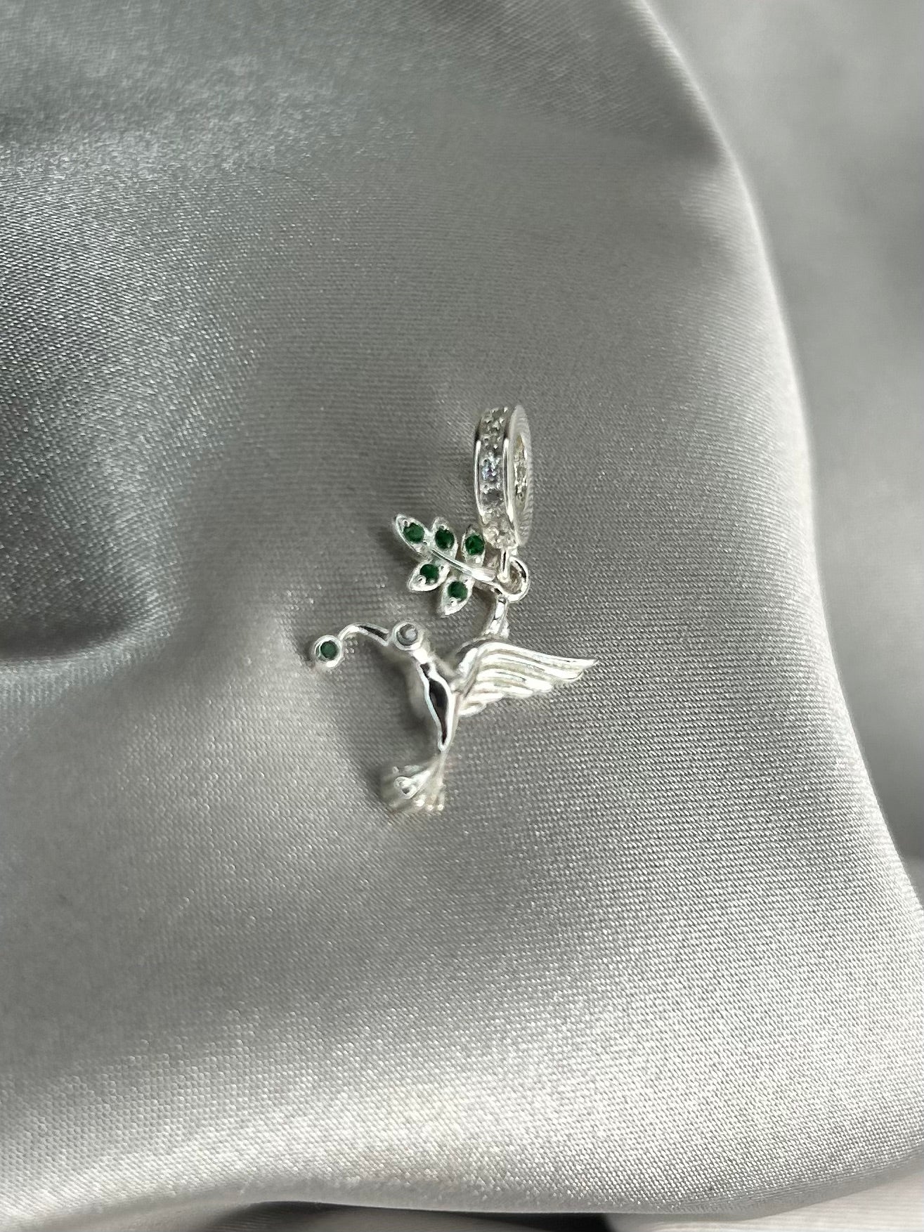 Charm Colibrí