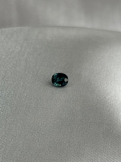 Zafiro Oval (Verdoso)