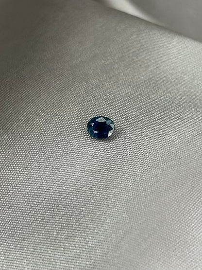 Zafiro Oval