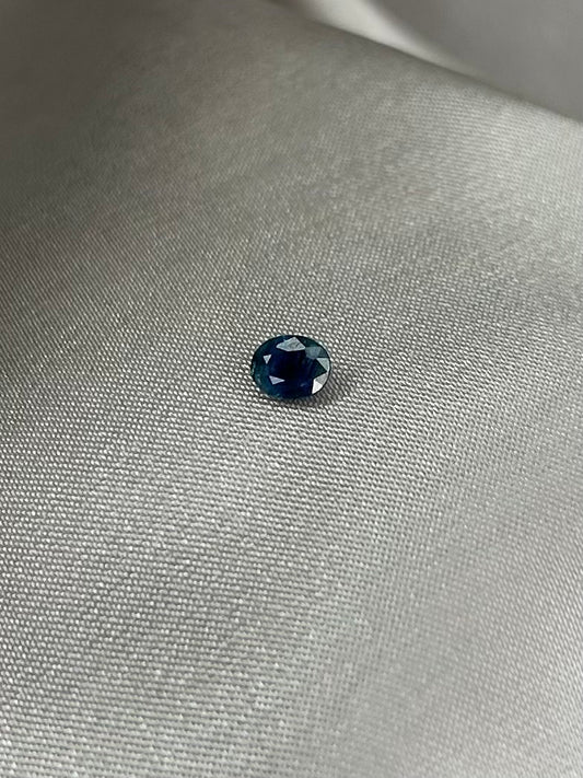 Zafiro Oval
